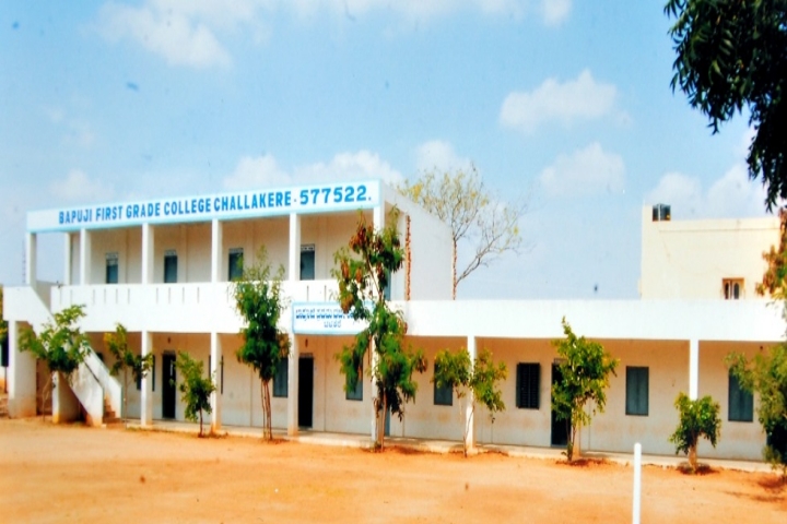 https://cache.careers360.mobi/media/colleges/social-media/media-gallery/22912/2020/3/6/Campus View of Bapuji First Grade College Challakere_Campus-View.jpg
